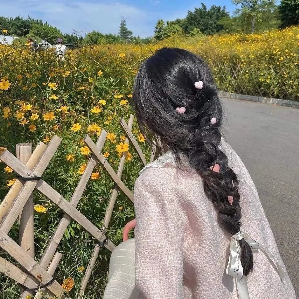 浪漫的西街海报